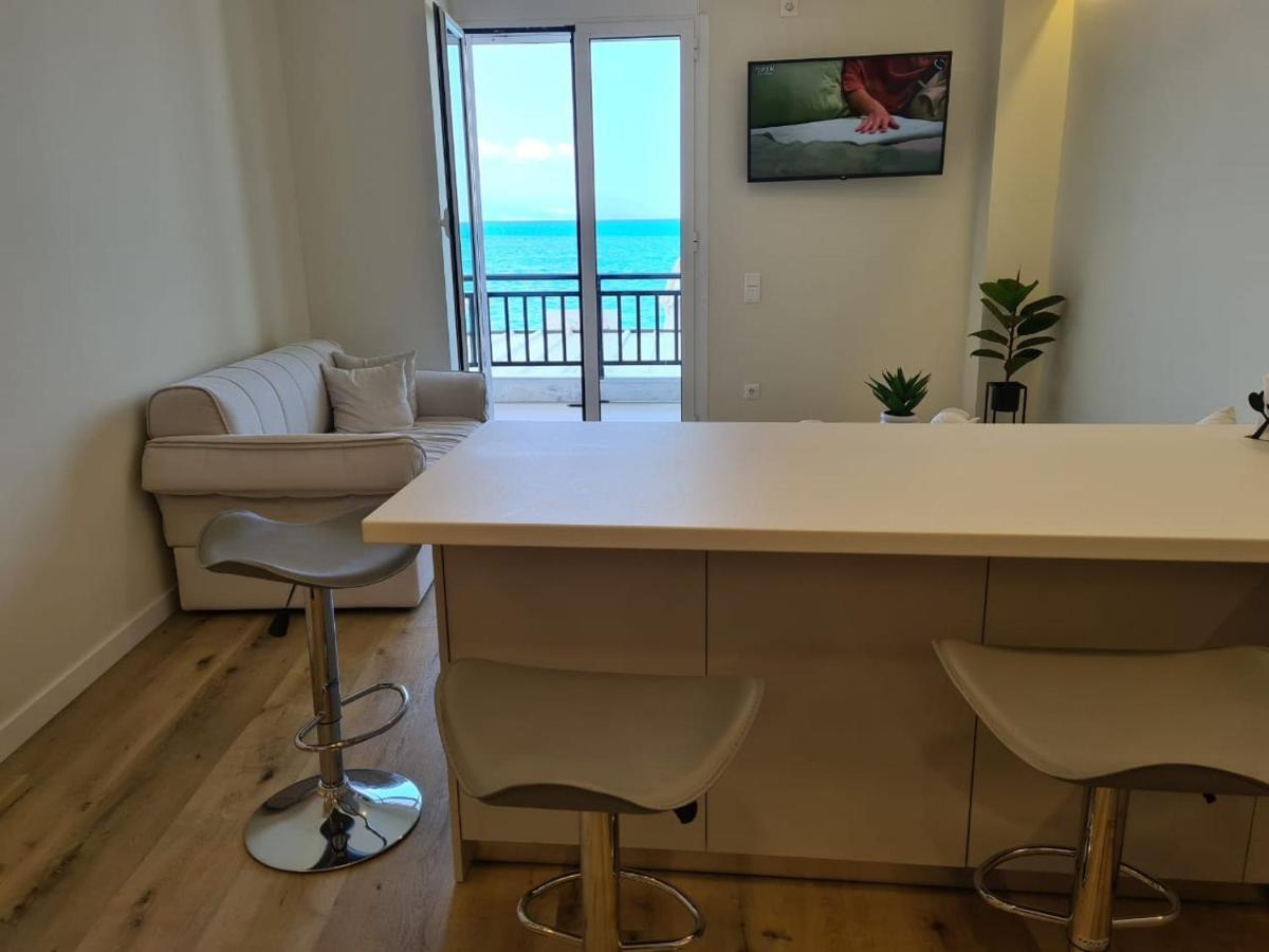 Grace Seaside Apartment Loutraki  Exterior photo