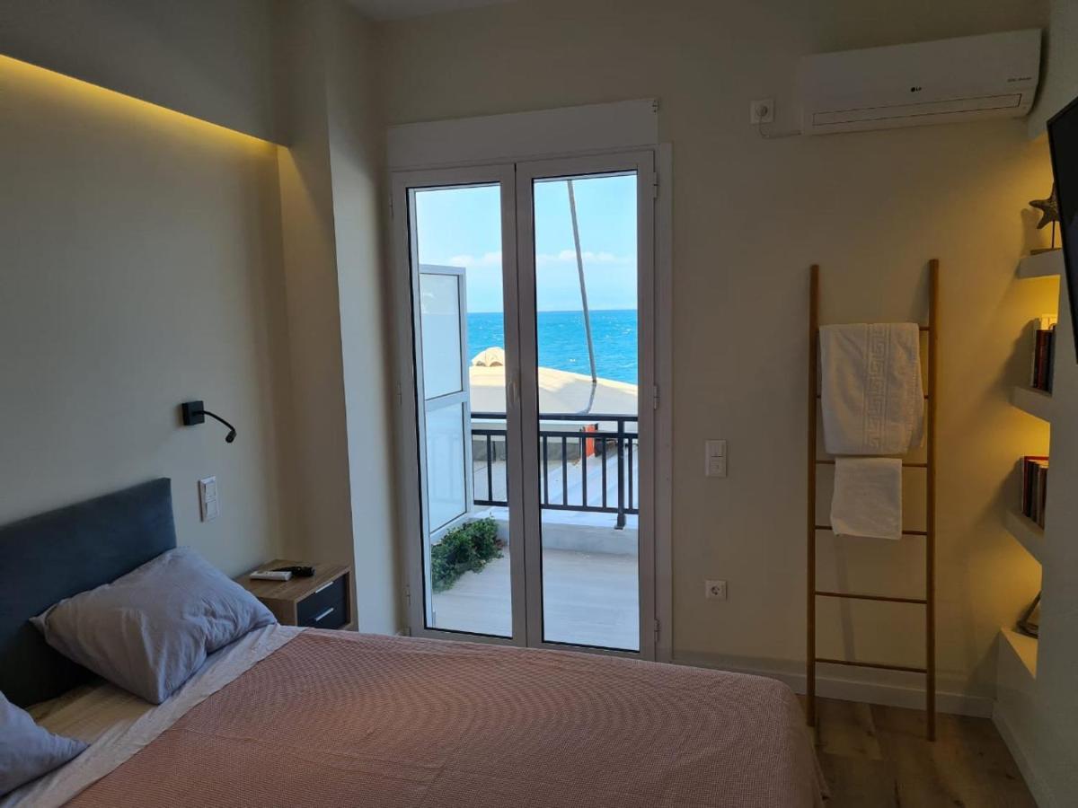 Grace Seaside Apartment Loutraki  Exterior photo