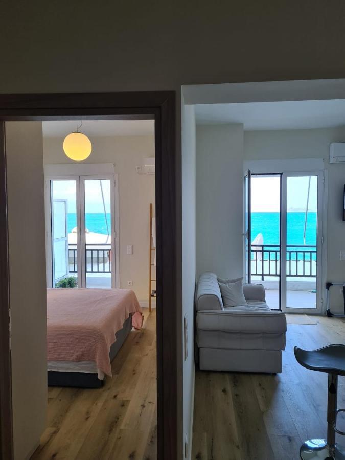 Grace Seaside Apartment Loutraki  Exterior photo